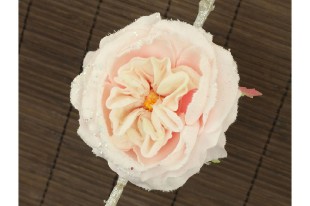 Květina umělá. Květ růže na klipu,  brarva růžová glitrovaná UKK-038