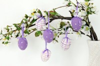 Vajíčko lila plastové 5 cm, dekorační na zavěšení,  cena za sadu 6 kusů VEL5032