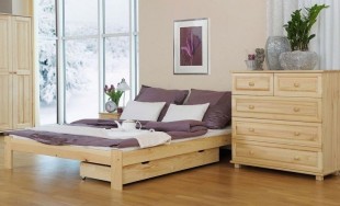 Dřevěná postel Celinka 180x200 + rošt ZDARMA